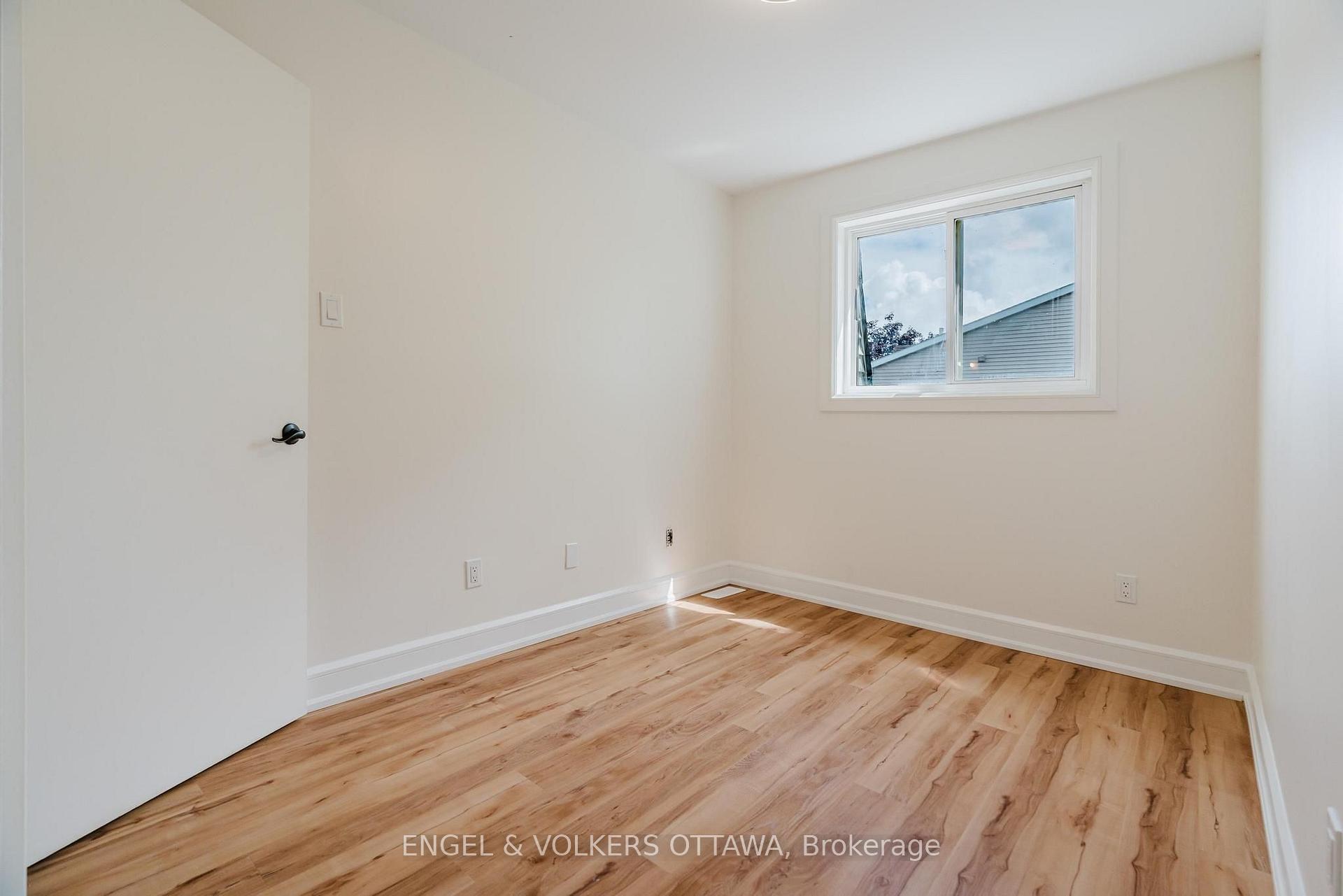 Photo 23 of Unit 19, 8 Almond Lane, Ottawa, Kanata - Katimavik — HOMEH