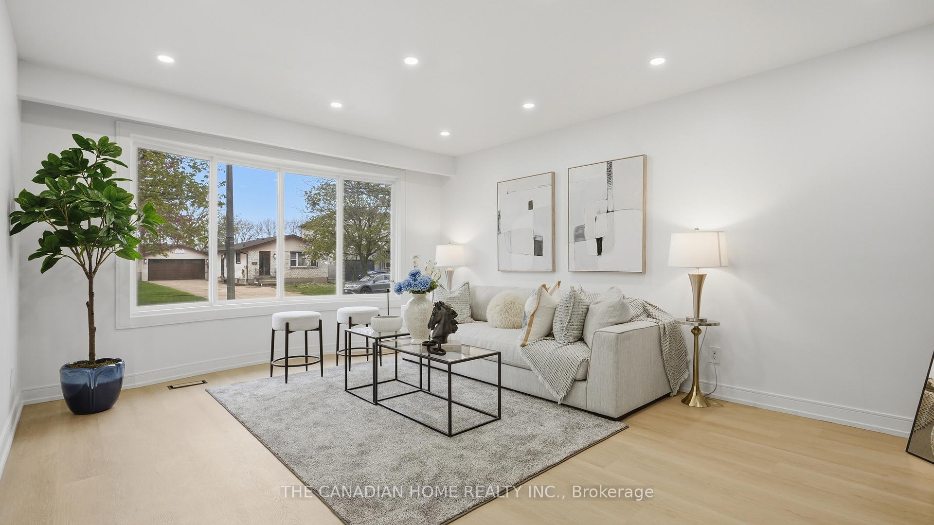 Photo 5 of 6041 Cadham Street, Niagara Falls, Arad/Fallsview — HOMEH