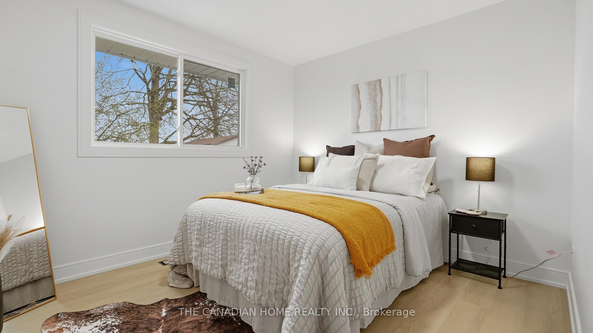 Photo 10 of 6041 Cadham Street, Niagara Falls, Arad/Fallsview — HOMEH