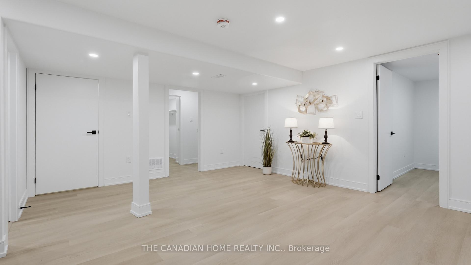 Photo 19 of 6041 Cadham Street, Niagara Falls, Arad/Fallsview — HOMEH