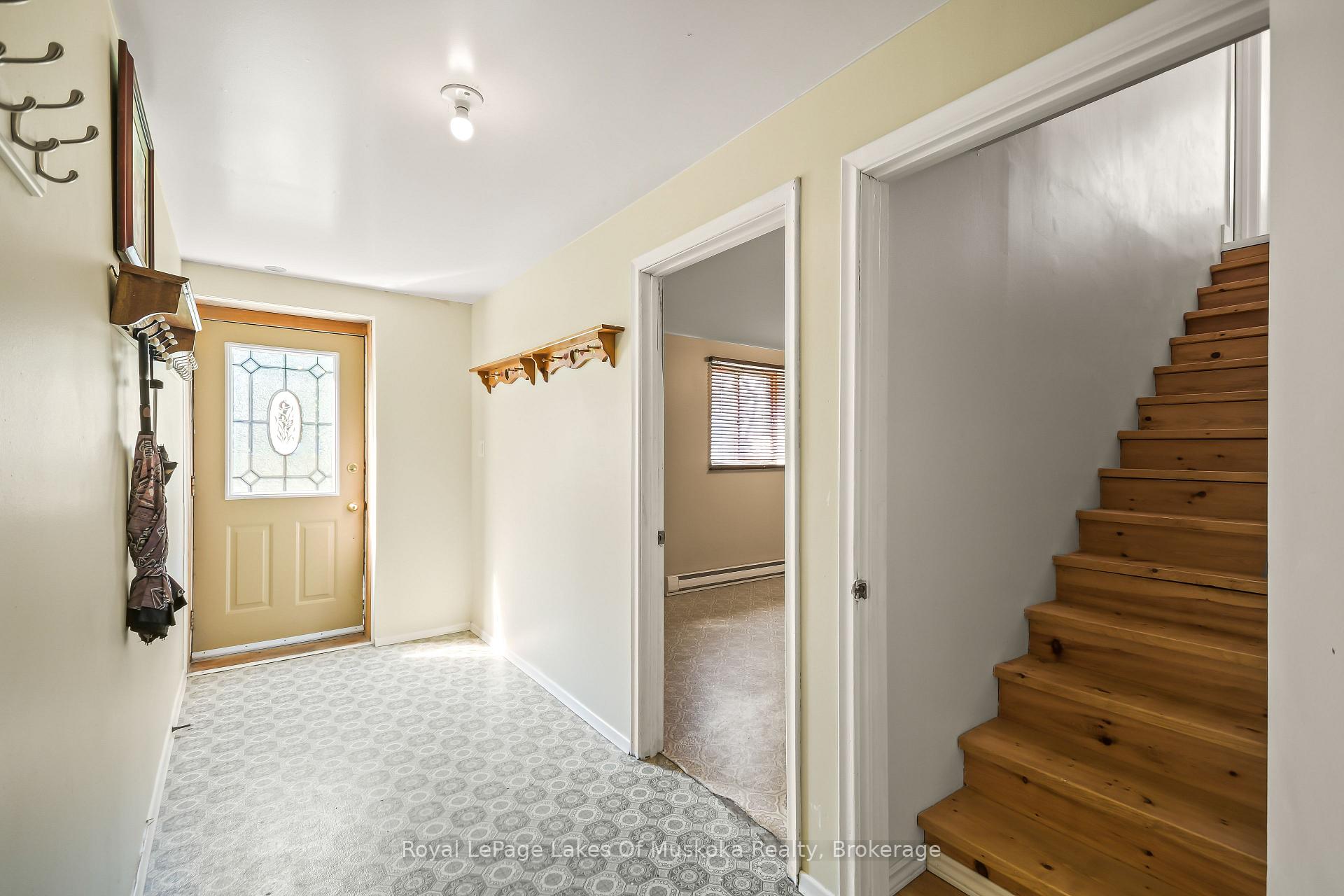 Photo 20 of 571 David Street E, Gravenhurst, Muskoka (S) — HOMEH
