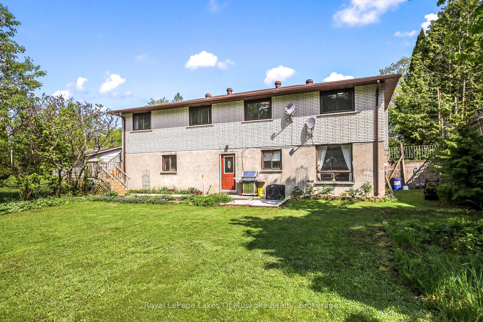 Photo 33 of 571 David Street E, Gravenhurst, Muskoka (S) — HOMEH