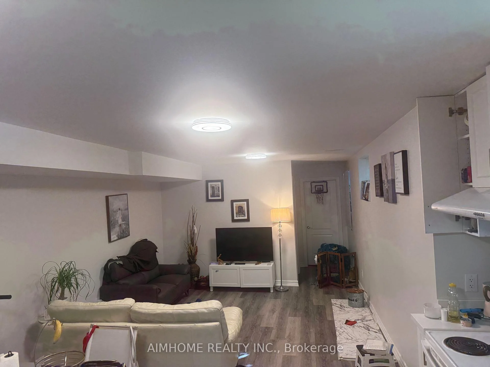 Photo 8 of Unit LegBsmt, 27 Maple Edge Lane, Whitby, Williamsburg — HOMEH