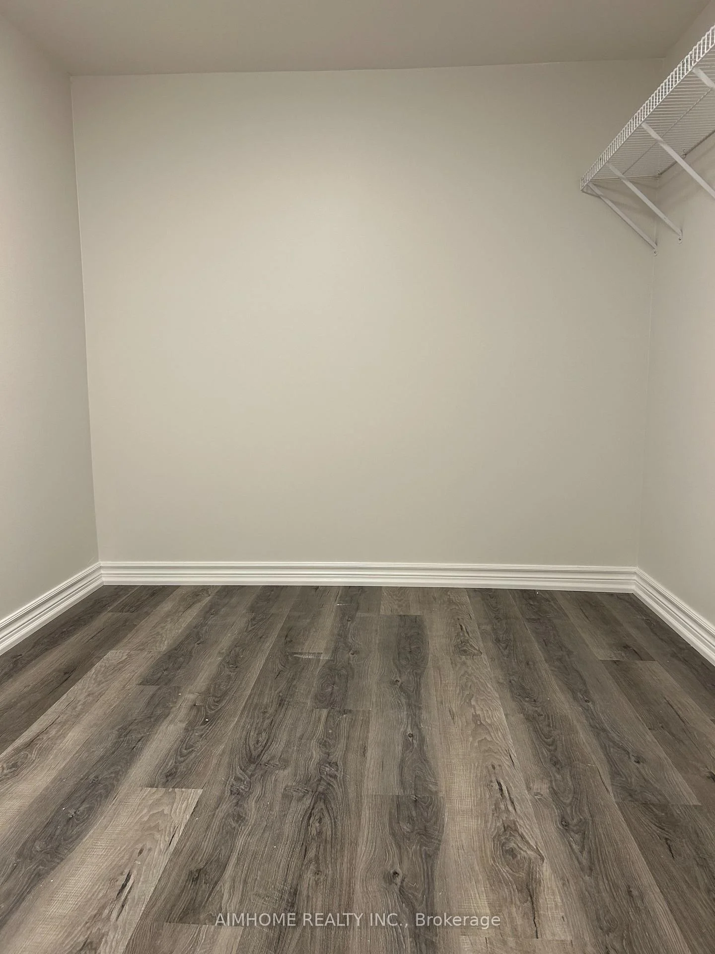 Photo 13 of Unit LegBsmt, 27 Maple Edge Lane, Whitby, Williamsburg — HOMEH