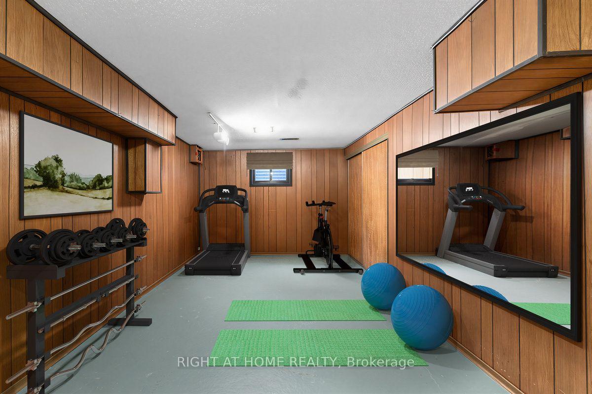 Photo 29 of 12 Candlewood Crescent, North York, York University Heights — HOMEH
