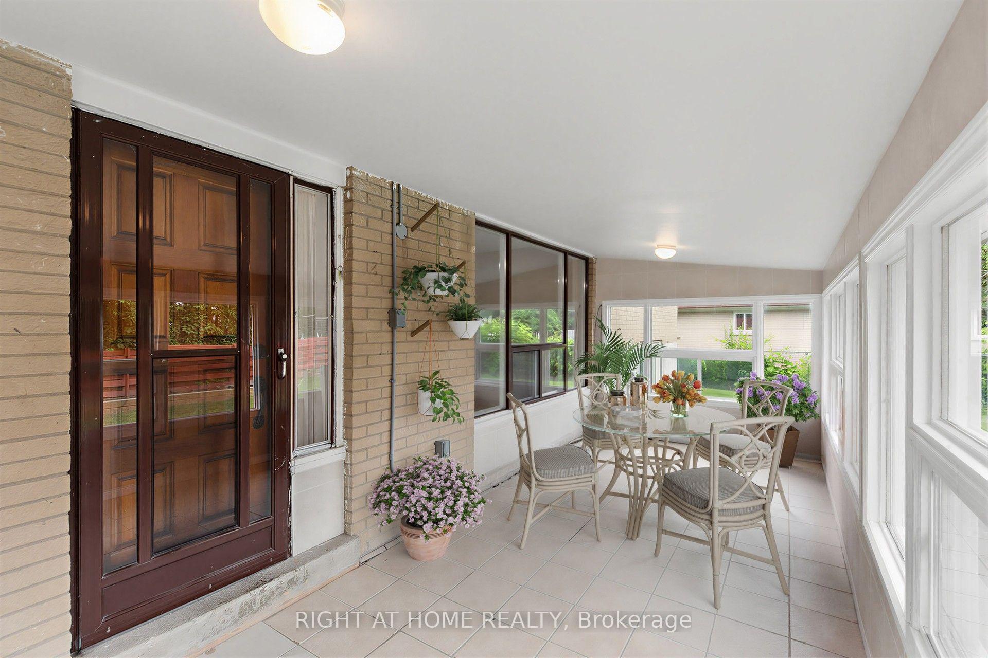 Photo 32 of 12 Candlewood Crescent, North York, York University Heights — HOMEH