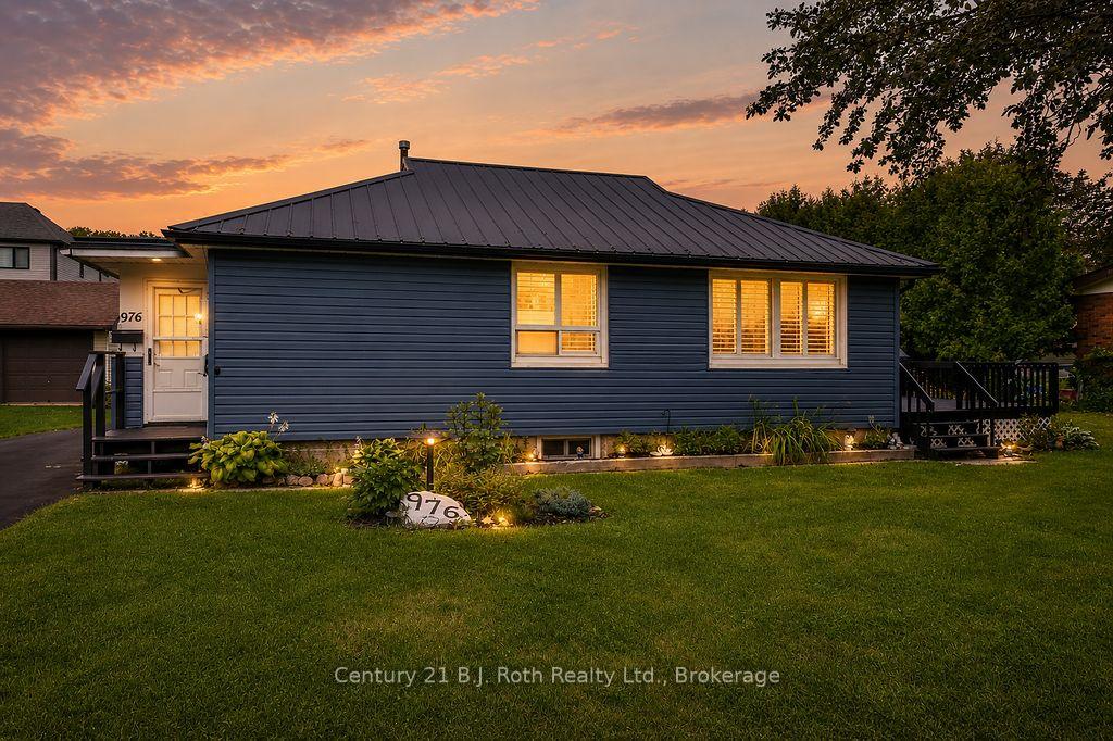 Photo 1 of 976 Yonge Street, Midland — HOMEH