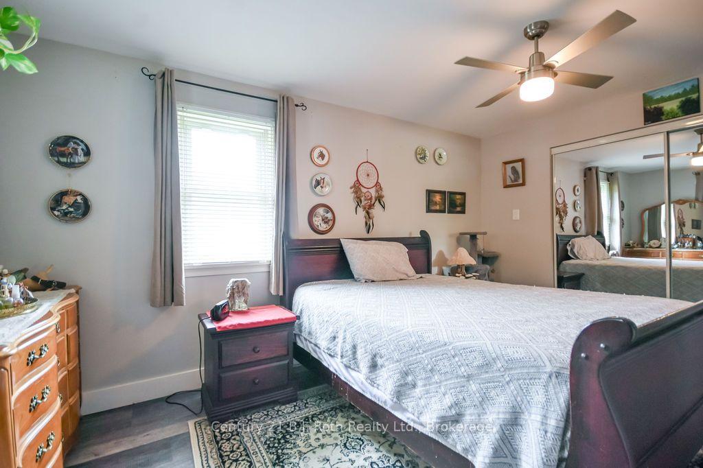 Photo 12 of 976 Yonge Street, Midland — HOMEH