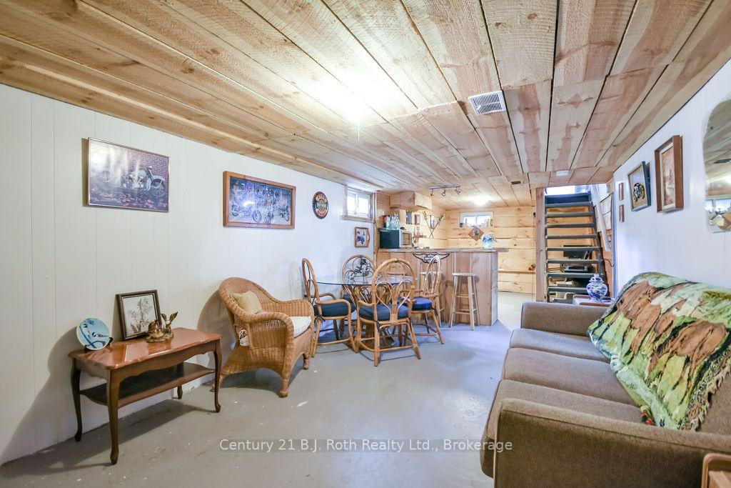Photo 21 of 976 Yonge Street, Midland — HOMEH