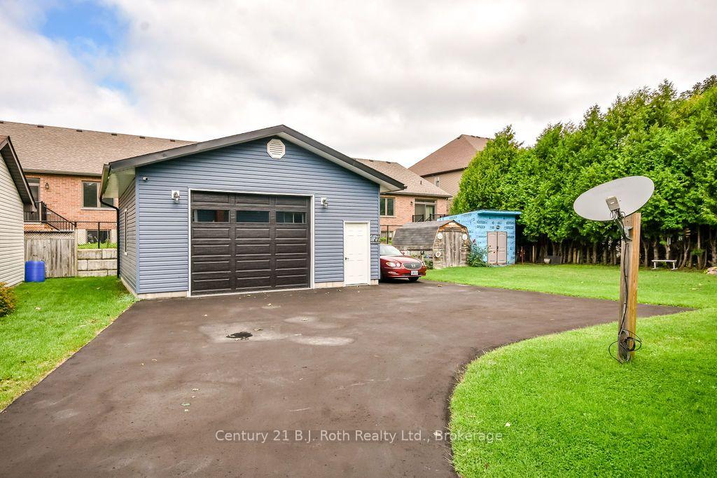 Photo 26 of 976 Yonge Street, Midland — HOMEH