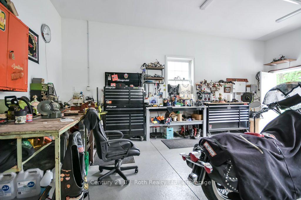 Photo 33 of 976 Yonge Street, Midland — HOMEH