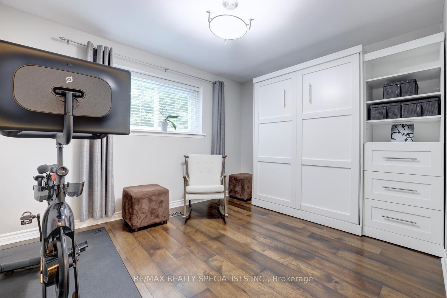 Photo 22 of 293 Louis Drive, Mississauga, Cooksville — HOMEH