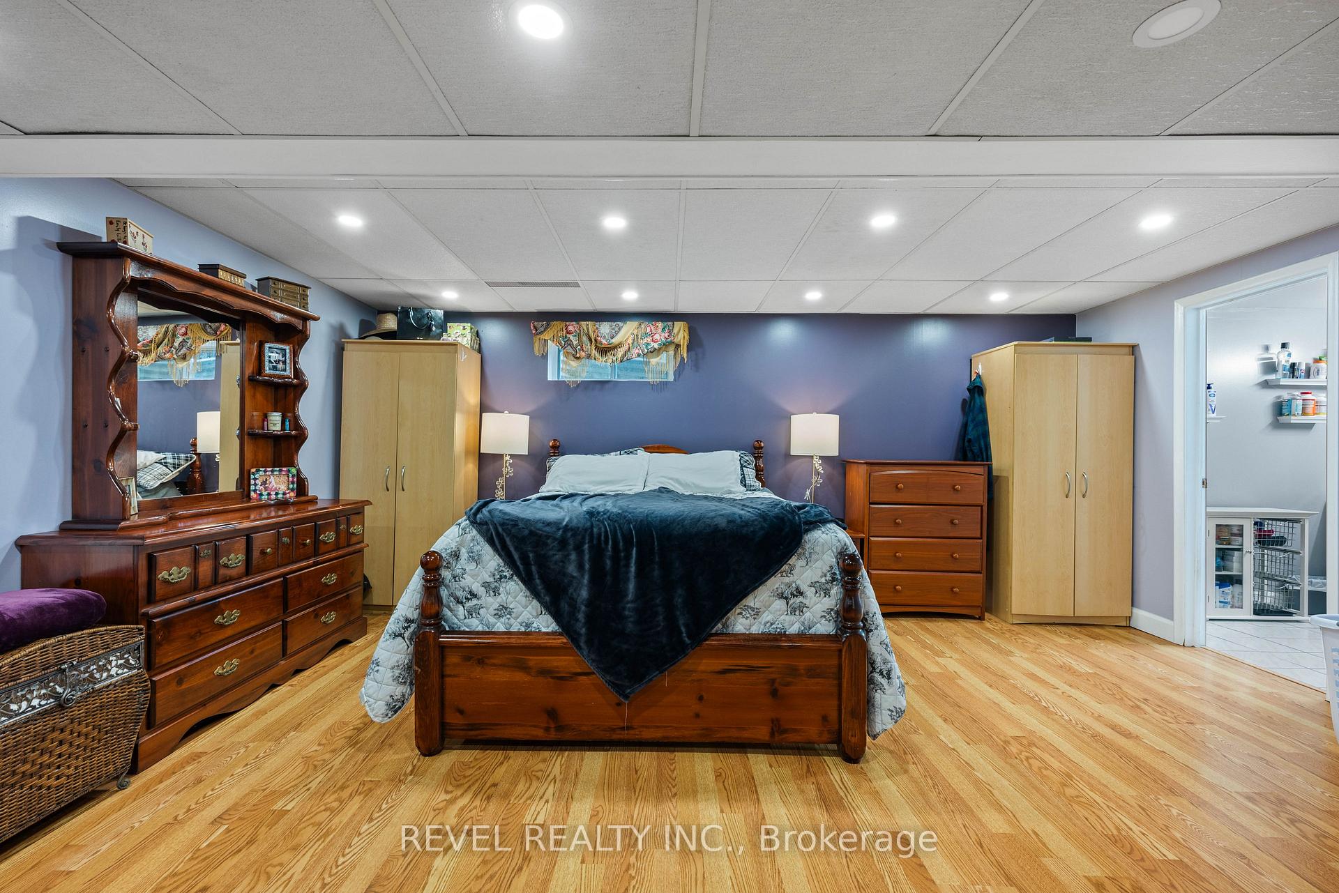 Photo 47 of 67 Carlton Drive, Orangeville — HOMEH