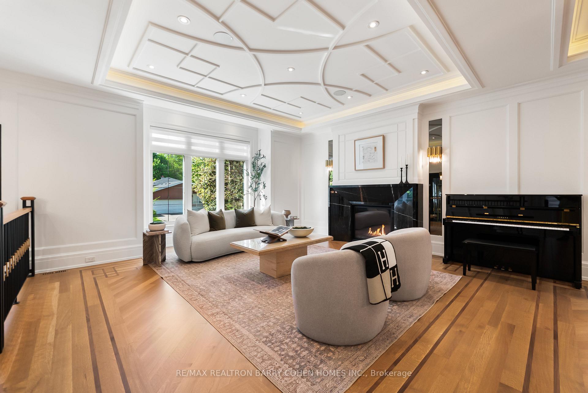 Photo 3 of 148 Munro Boulevard, North York, St. Andrew-Windfields — HOMEH