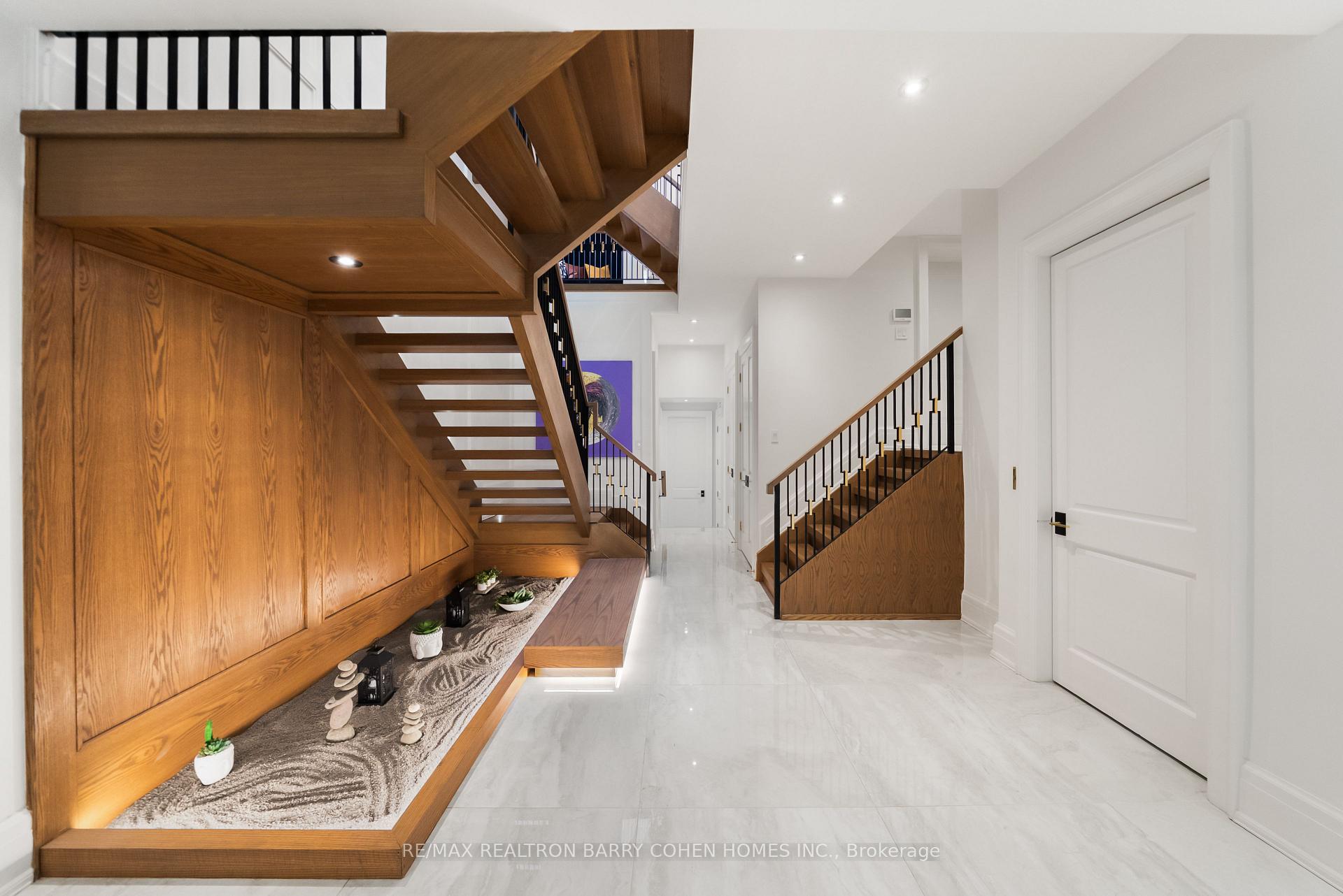 Photo 35 of 148 Munro Boulevard, North York, St. Andrew-Windfields — HOMEH