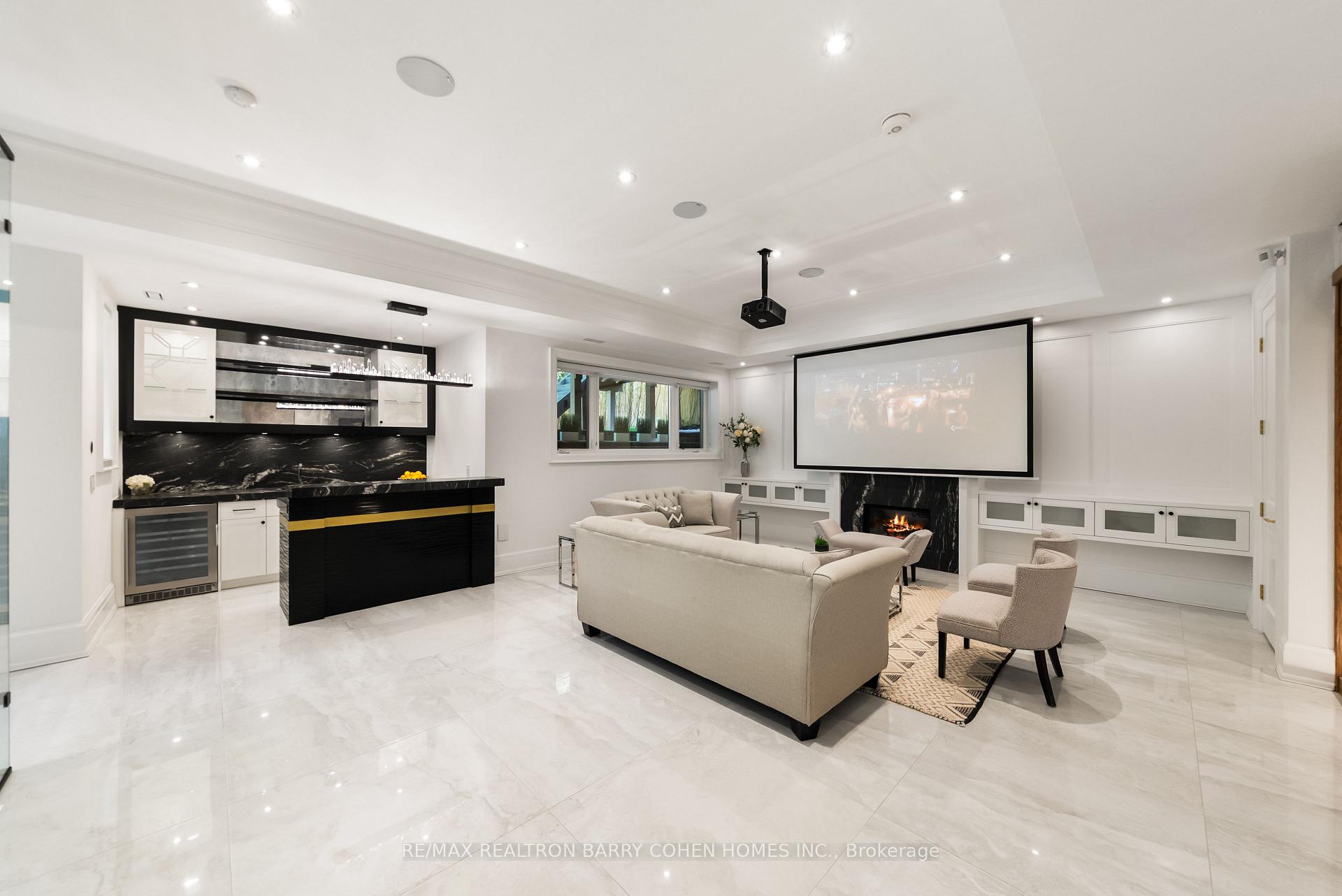 Photo 38 of 148 Munro Boulevard, North York, St. Andrew-Windfields — HOMEH