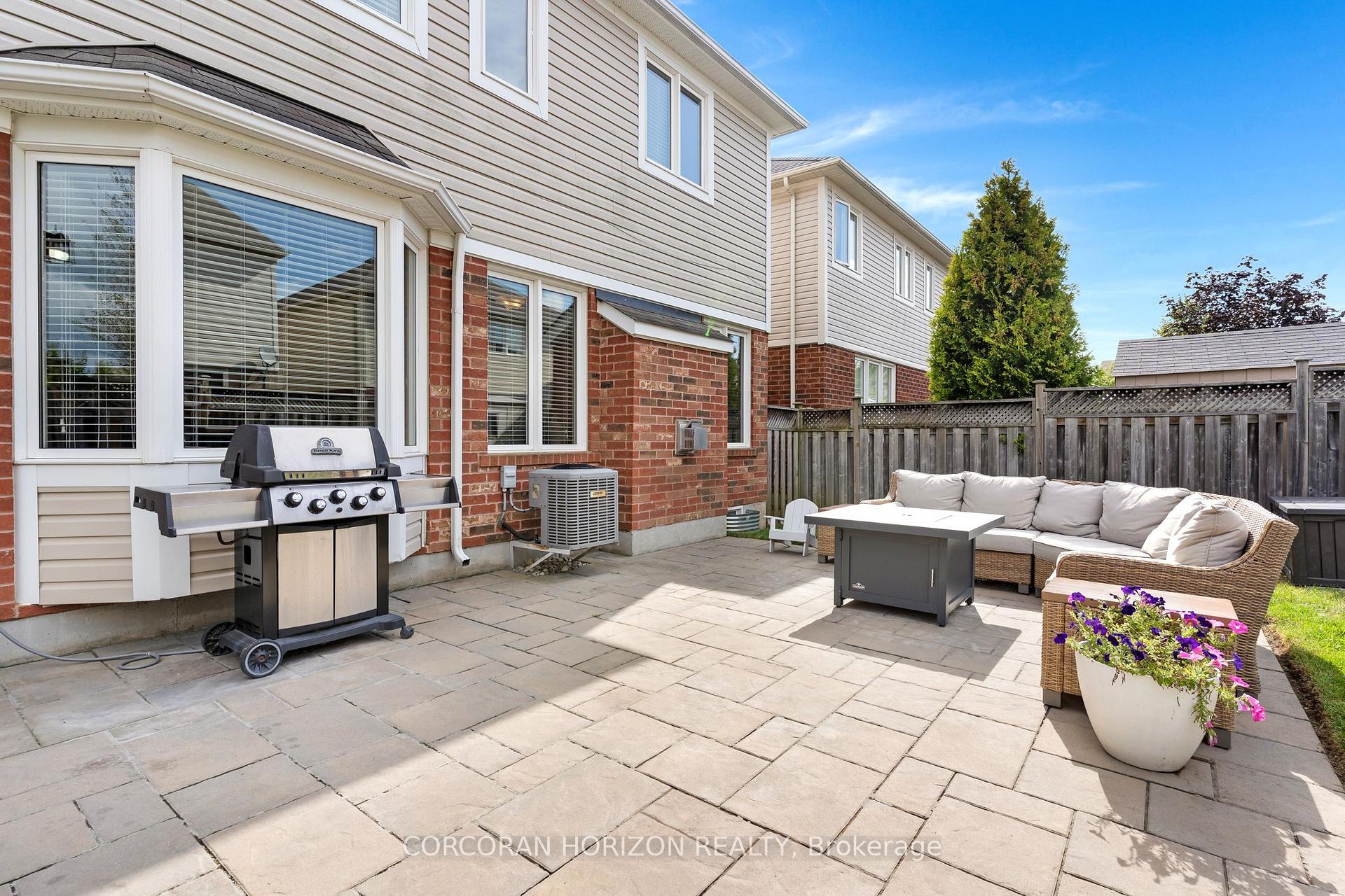 Photo 43 of 32 Chase Crescent, Cambridge, Silver Heights — HOMEH