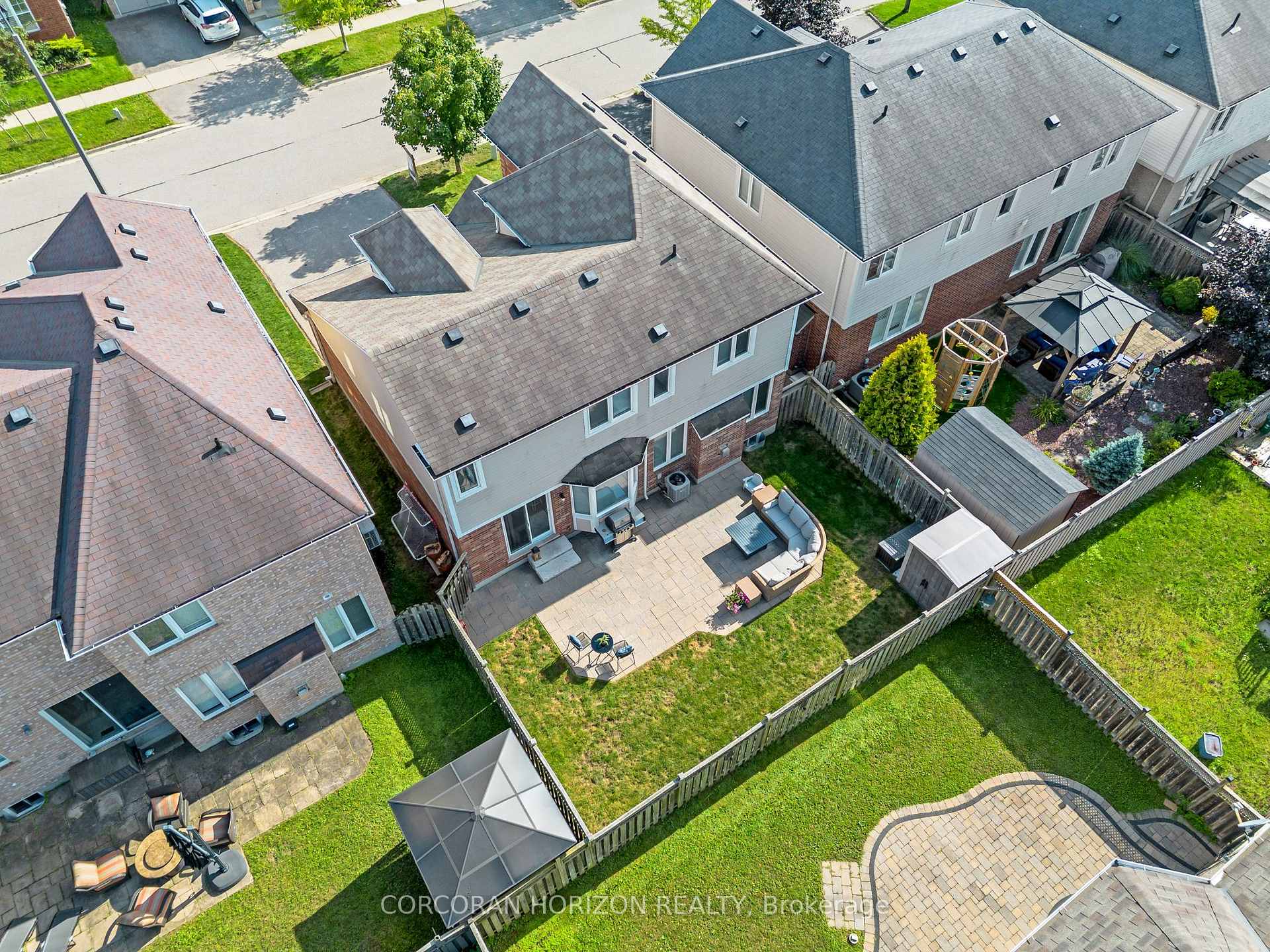 Photo 48 of 32 Chase Crescent, Cambridge, Silver Heights — HOMEH