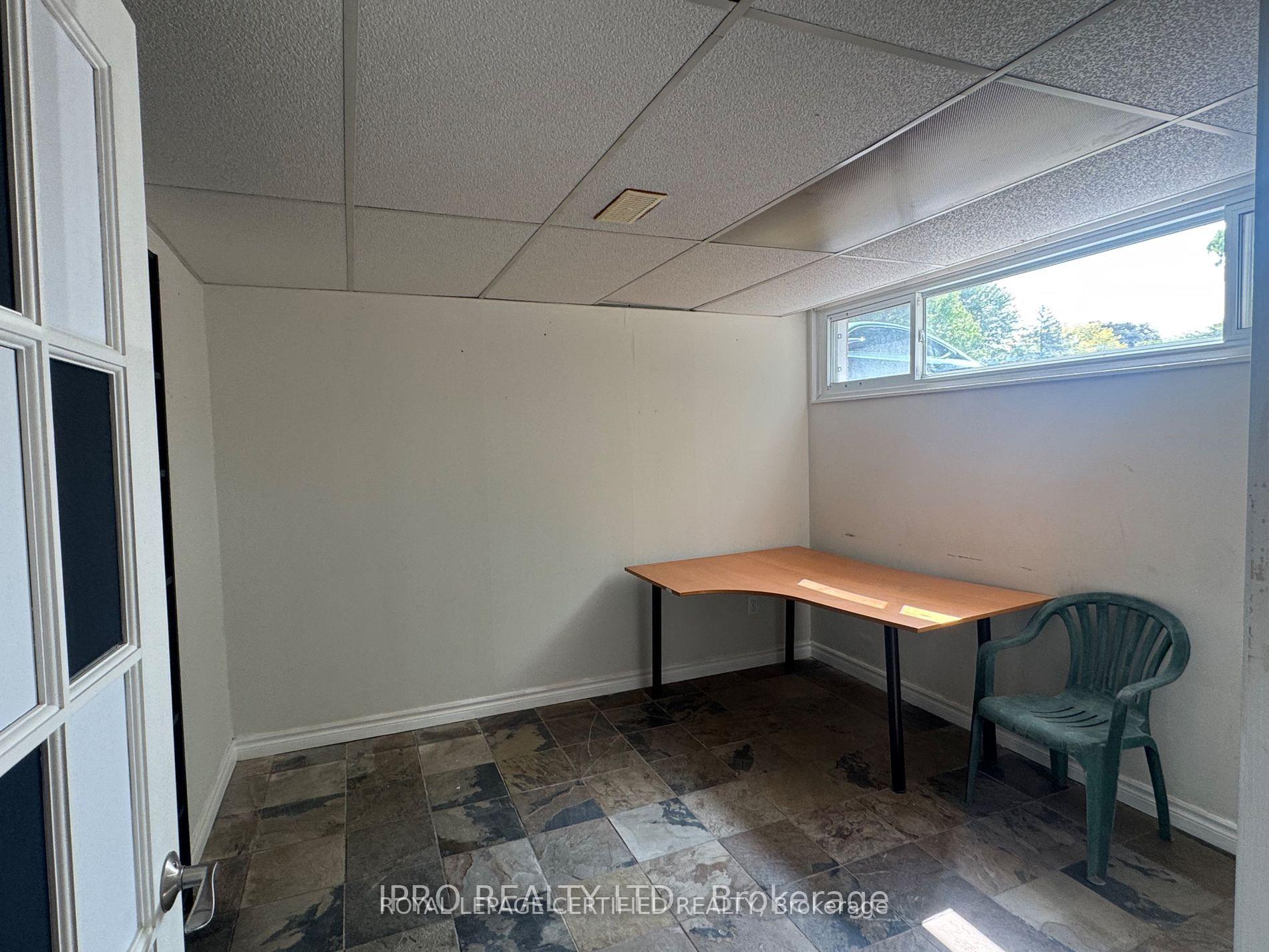 Photo 5 of Unit LOWER, 1333 Sheldon Avenue, Oakville, West — HOMEH