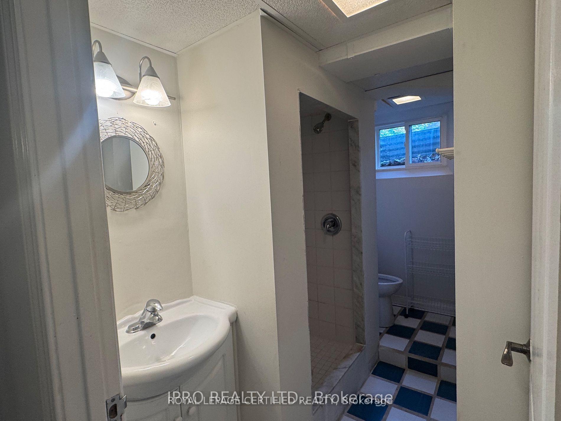 Photo 7 of Unit LOWER, 1333 Sheldon Avenue, Oakville, West — HOMEH