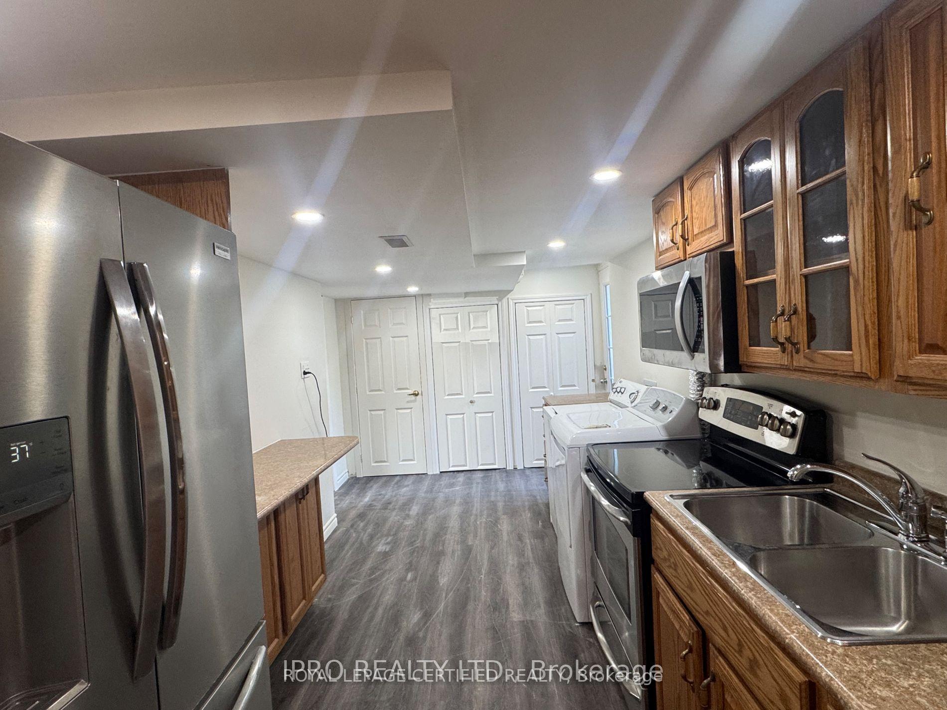 Photo 15 of Unit LOWER, 1333 Sheldon Avenue, Oakville, West — HOMEH