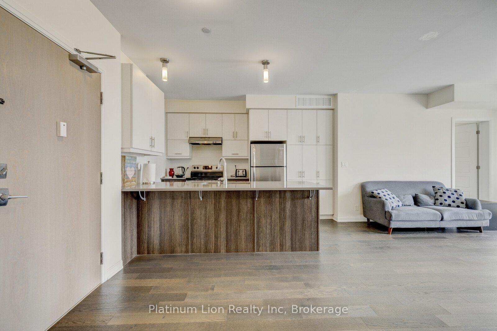 Photo 4 of Unit 315, 3028 Creekshore Common, Oakville, Glenorchy — HOMEH
