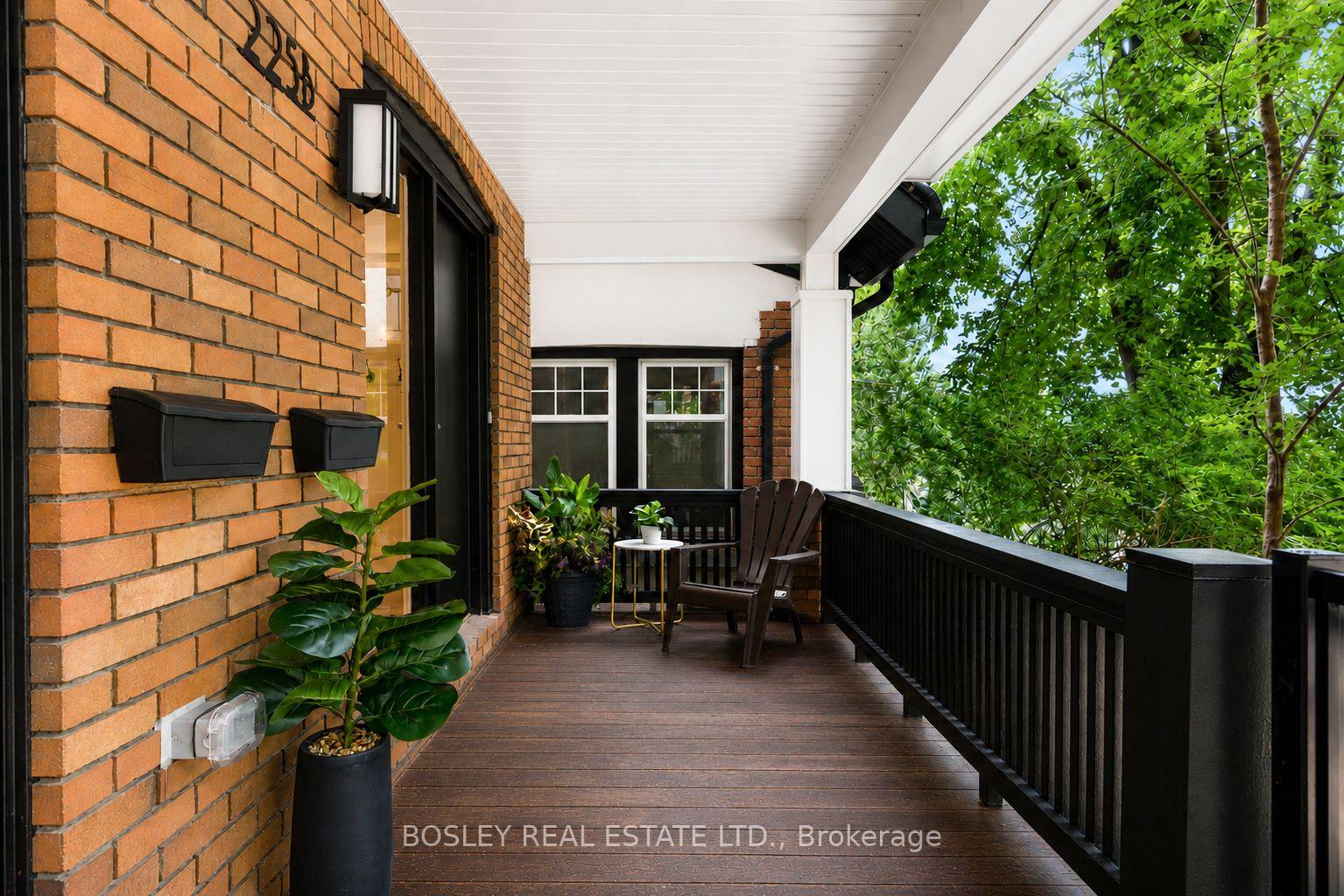 Photo 2 of Unit B, 225 Gainsborough Road, Toronto, Woodbine Corridor — HOMEH