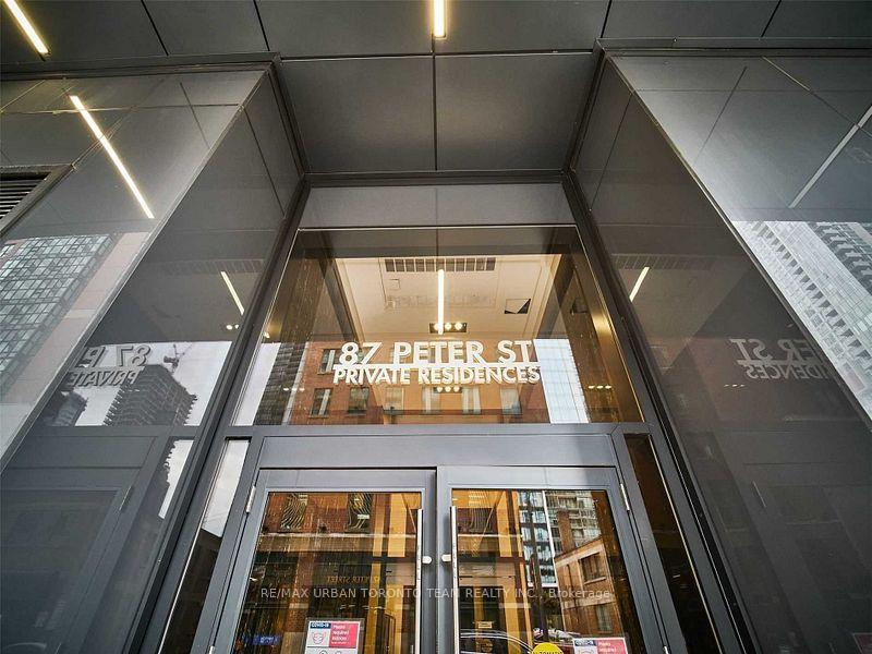 Photo 2 of Unit 3313, 87 Peter Street, Toronto, Waterfront Communities — HOMEH