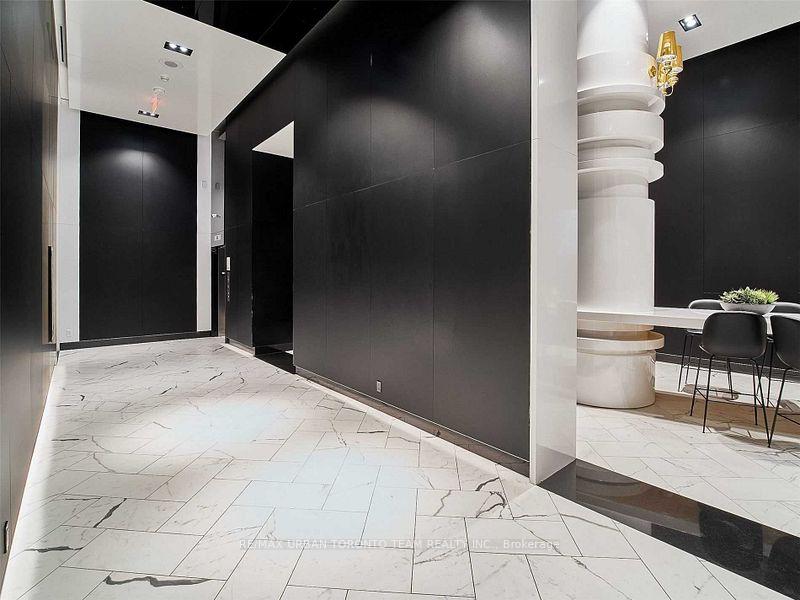 Photo 3 of Unit 3313, 87 Peter Street, Toronto, Waterfront Communities — HOMEH