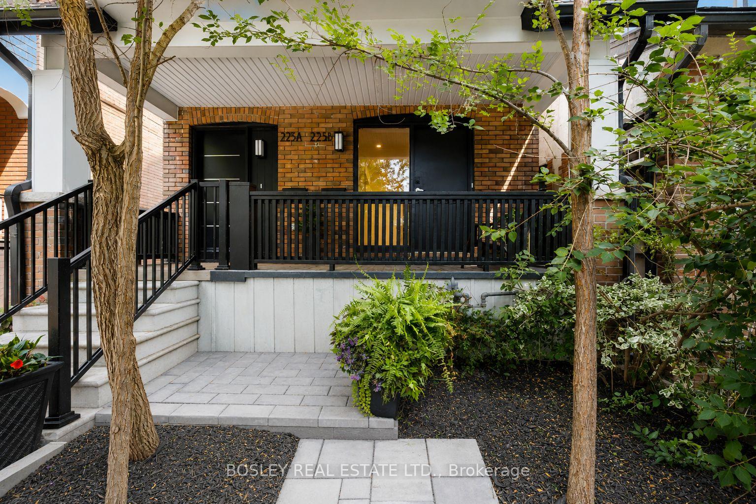 Photo 3 of Unit A, 225 Gainsborough Road, Toronto, Woodbine Corridor — HOMEH