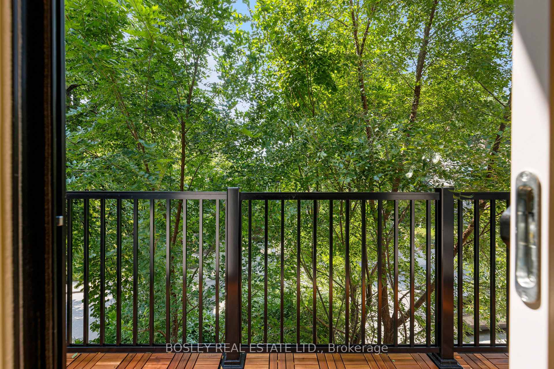 Photo 13 of Unit A, 225 Gainsborough Road, Toronto, Woodbine Corridor — HOMEH