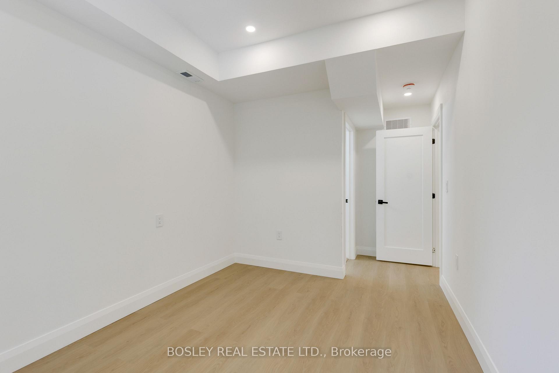 Photo 30 of Unit A, 225 Gainsborough Road, Toronto, Woodbine Corridor — HOMEH