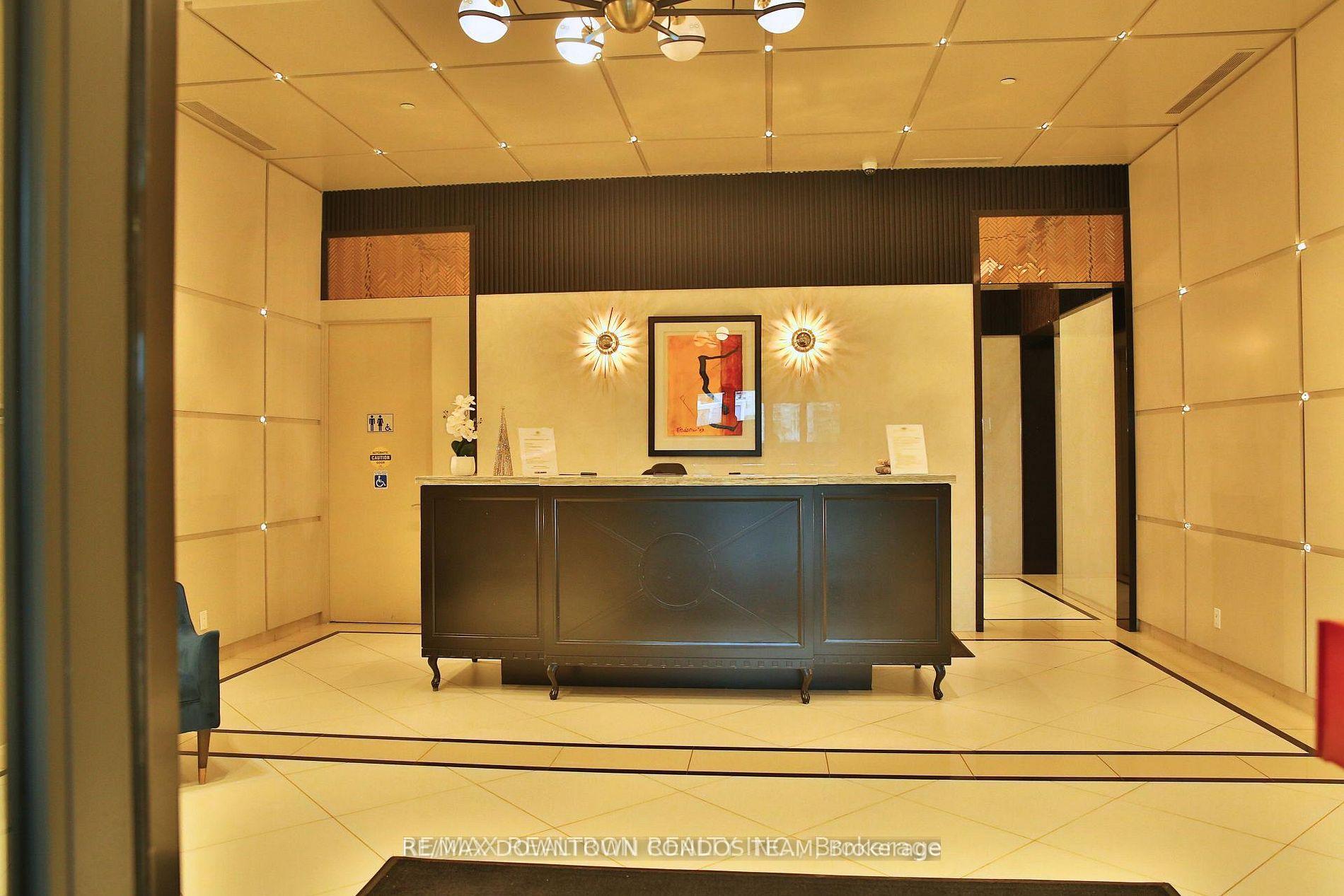 Photo 3 of Unit 303, 1486 Bathurst Street, Toronto, Humewood-Cedarvale — HOMEH