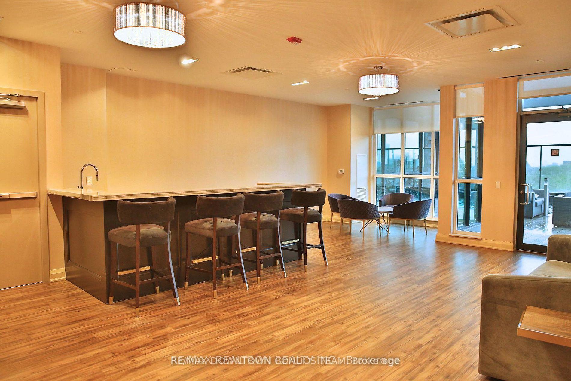 Photo 8 of Unit 303, 1486 Bathurst Street, Toronto, Humewood-Cedarvale — HOMEH