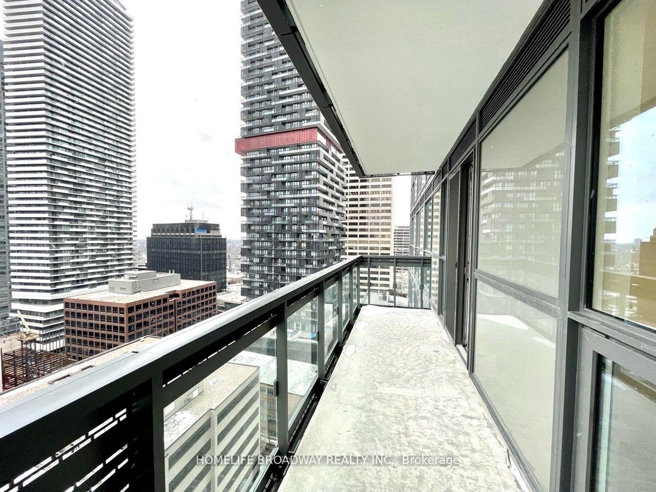 Photo 4 of Unit 1504, 39 Roehampton Avenue, Toronto, Mount Pleasant West — HOMEH