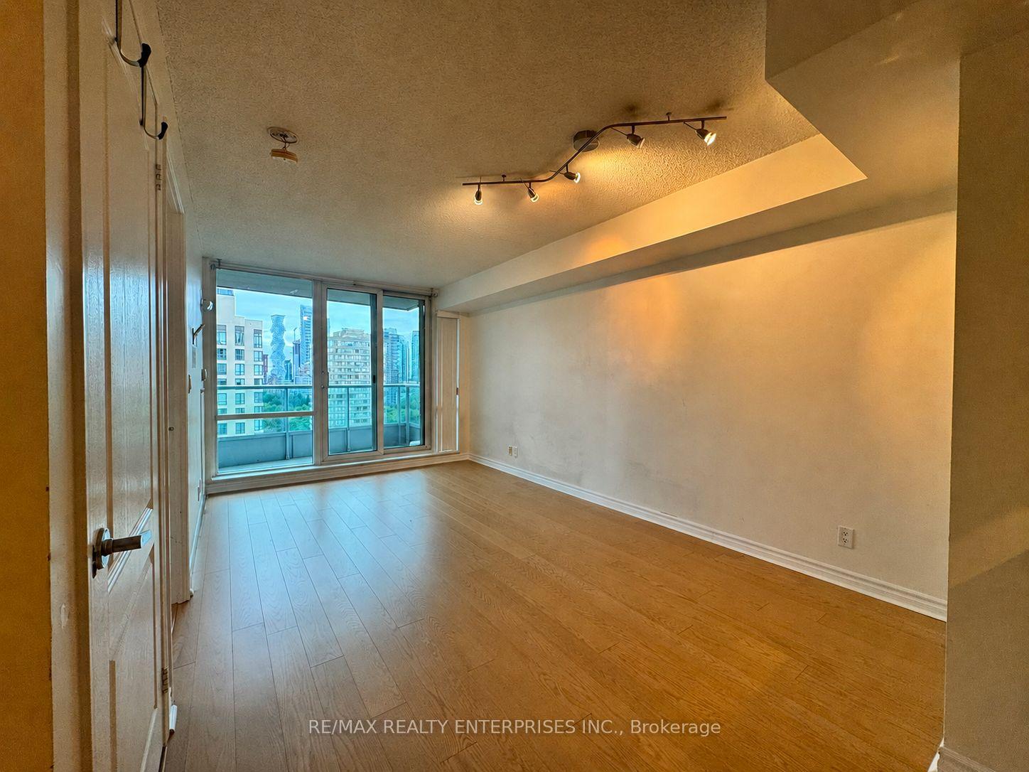 Photo 9 of Unit 2107, 1 Elm Drive W, Mississauga, City Centre — HOMEH