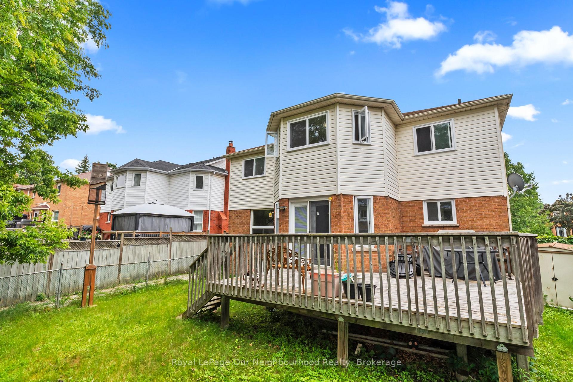 Photo 33 of 56 Glenabbey Drive, Clarington, Courtice — HOMEH