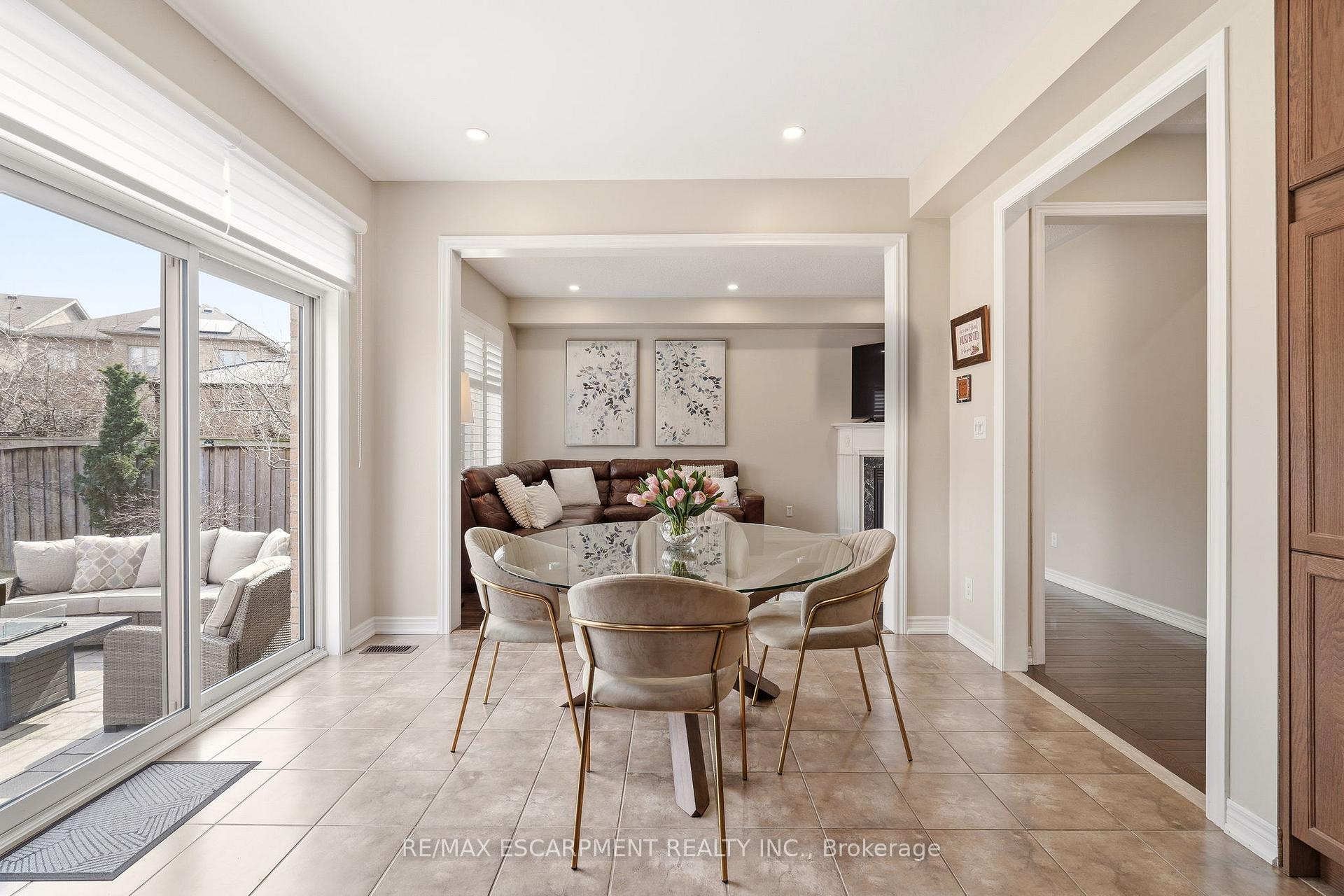 Photo 8 of 3133 Hiram Terrace, Oakville, Glenorchy — HOMEH