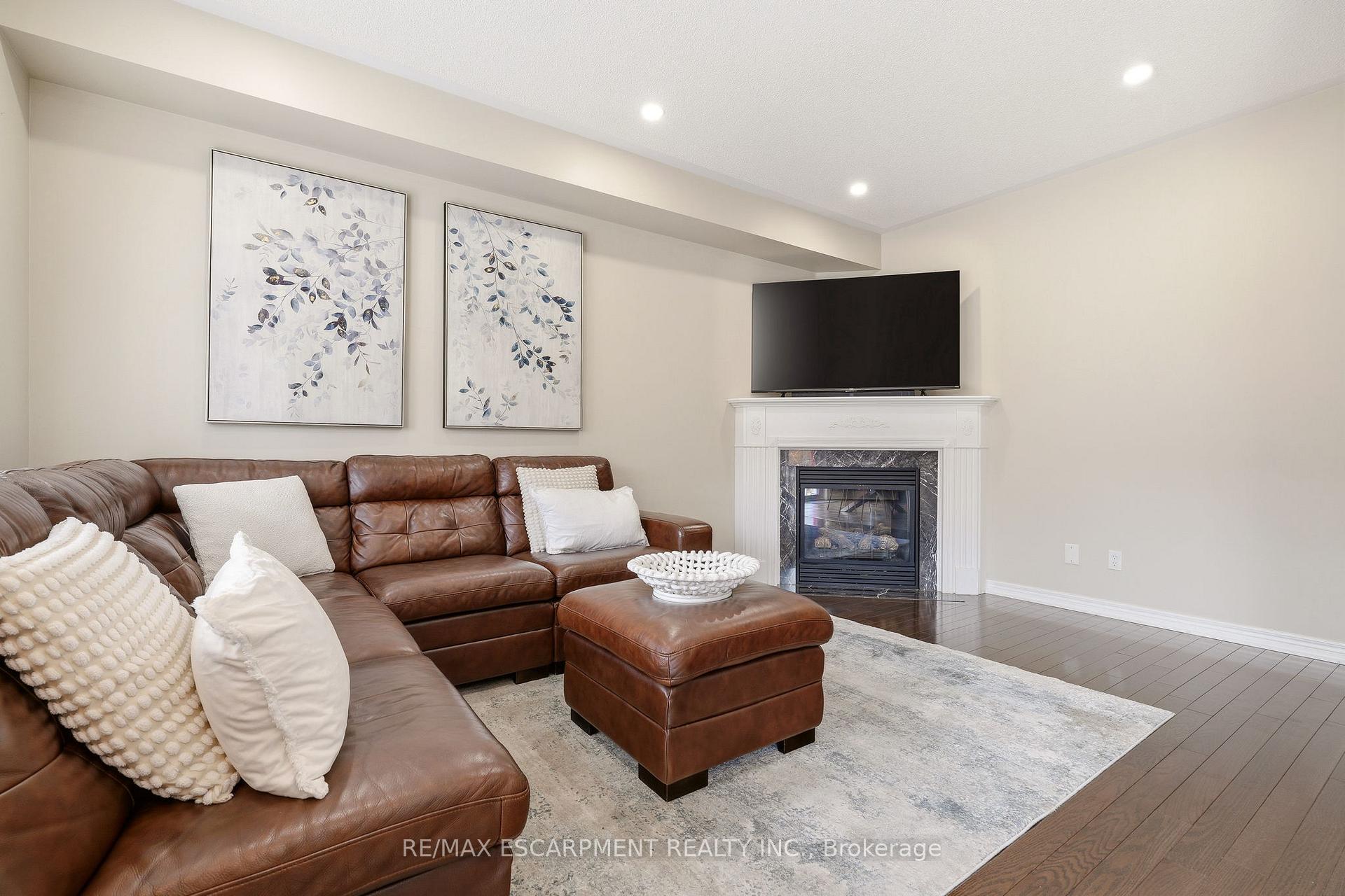 Photo 10 of 3133 Hiram Terrace, Oakville, Glenorchy — HOMEH