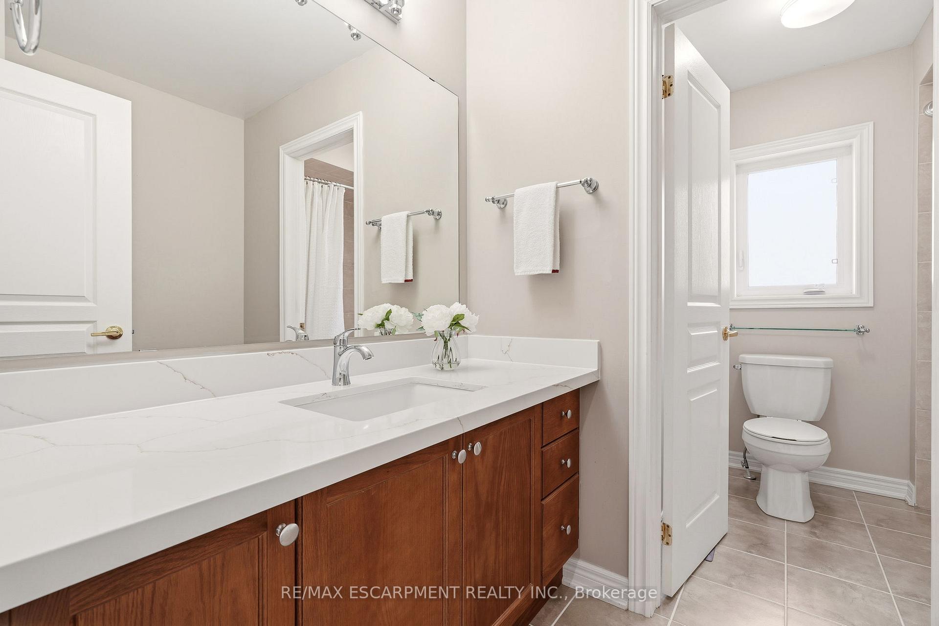 Photo 17 of 3133 Hiram Terrace, Oakville, Glenorchy — HOMEH