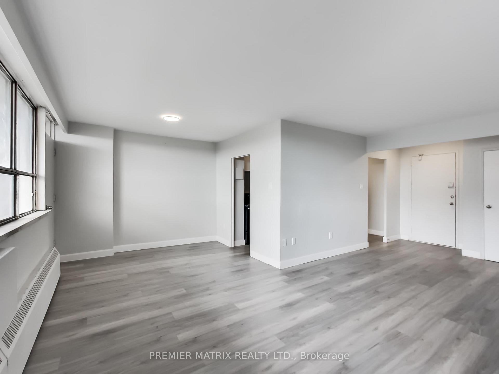 Photo 2 of Unit 907, 65 Thorncliffe Park Drive, Toronto, Thorncliffe Park — HOMEH