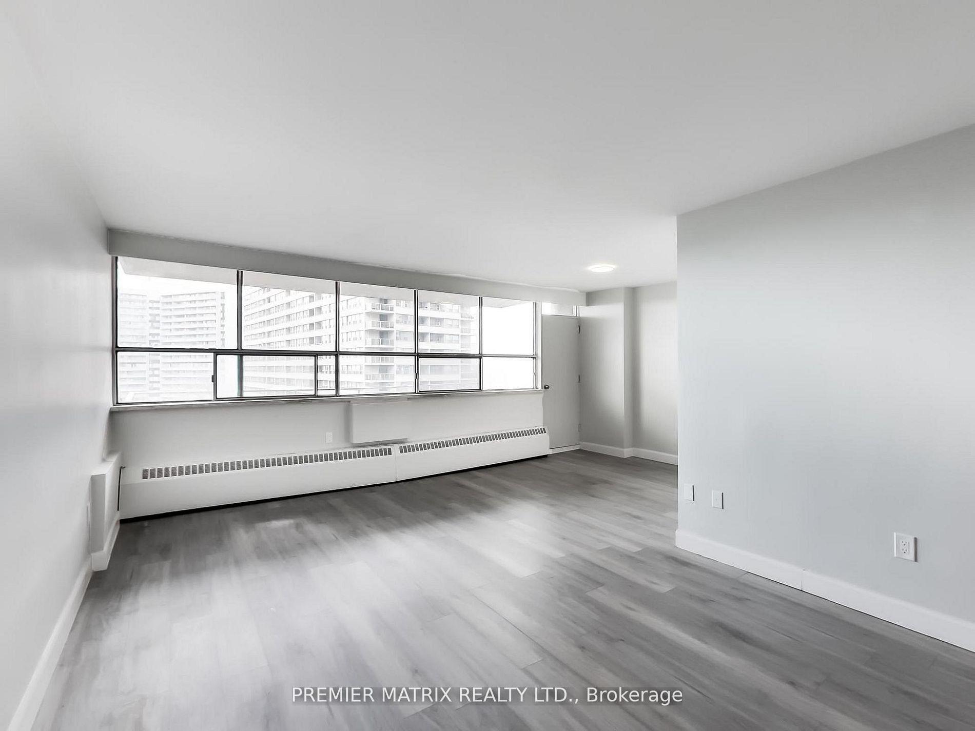 Photo 3 of Unit 907, 65 Thorncliffe Park Drive, Toronto, Thorncliffe Park — HOMEH