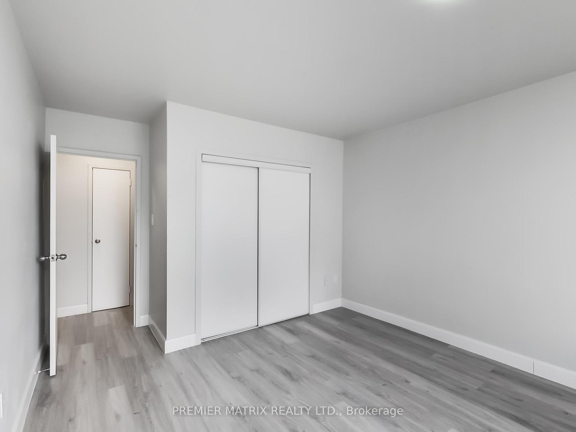 Photo 14 of Unit 907, 65 Thorncliffe Park Drive, Toronto, Thorncliffe Park — HOMEH