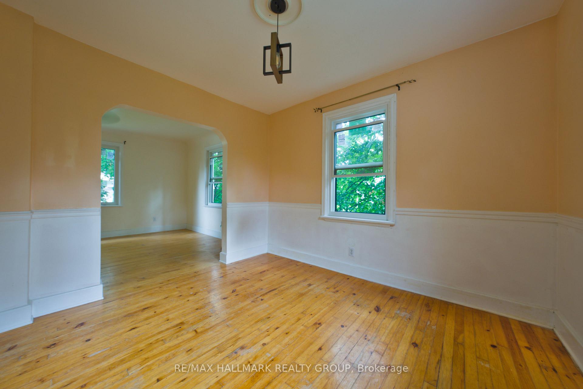 Photo 7 of 1357 Raven Avenue, Ottawa, Carlington — HOMEH