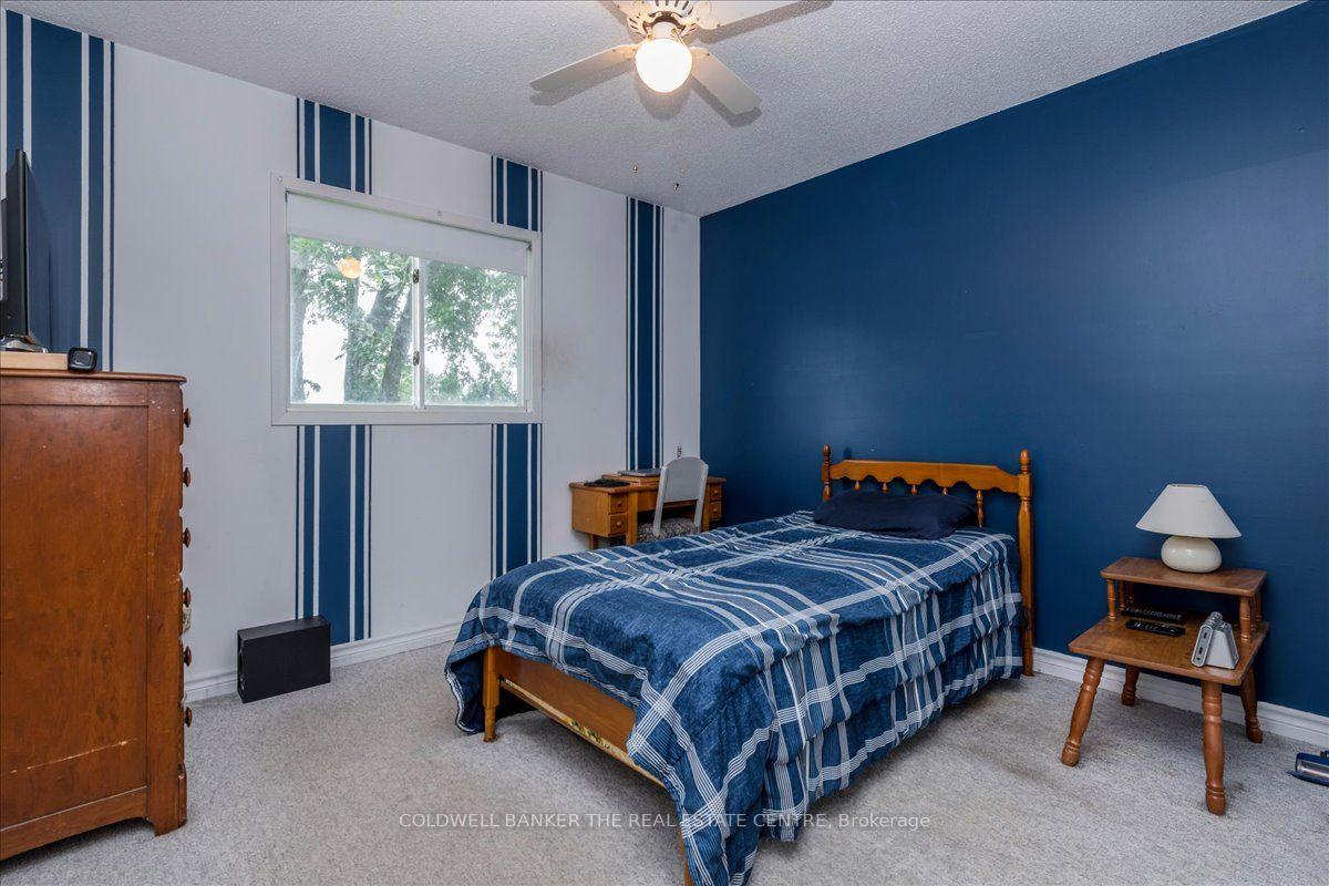Photo 18 of 2593 Lawrence Avenue, Innisfil, Stroud — HOMEH