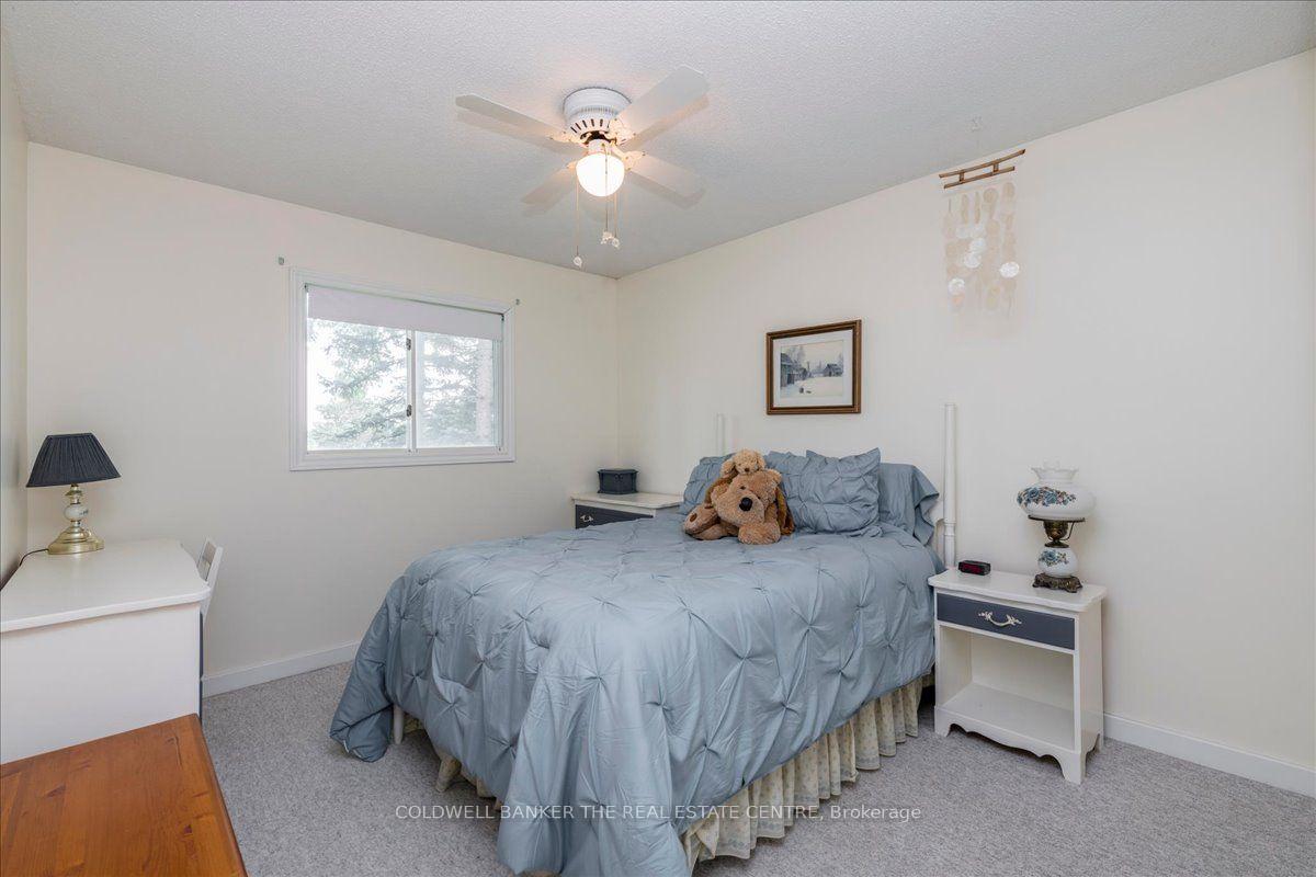 Photo 19 of 2593 Lawrence Avenue, Innisfil, Stroud — HOMEH