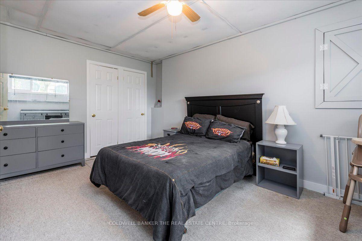 Photo 23 of 2593 Lawrence Avenue, Innisfil, Stroud — HOMEH