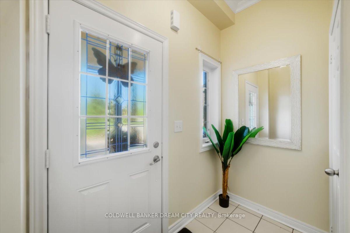 Photo 2 of 9738 Mclaughlin Road, Brampton, Fletcher's Creek Village — HOMEH