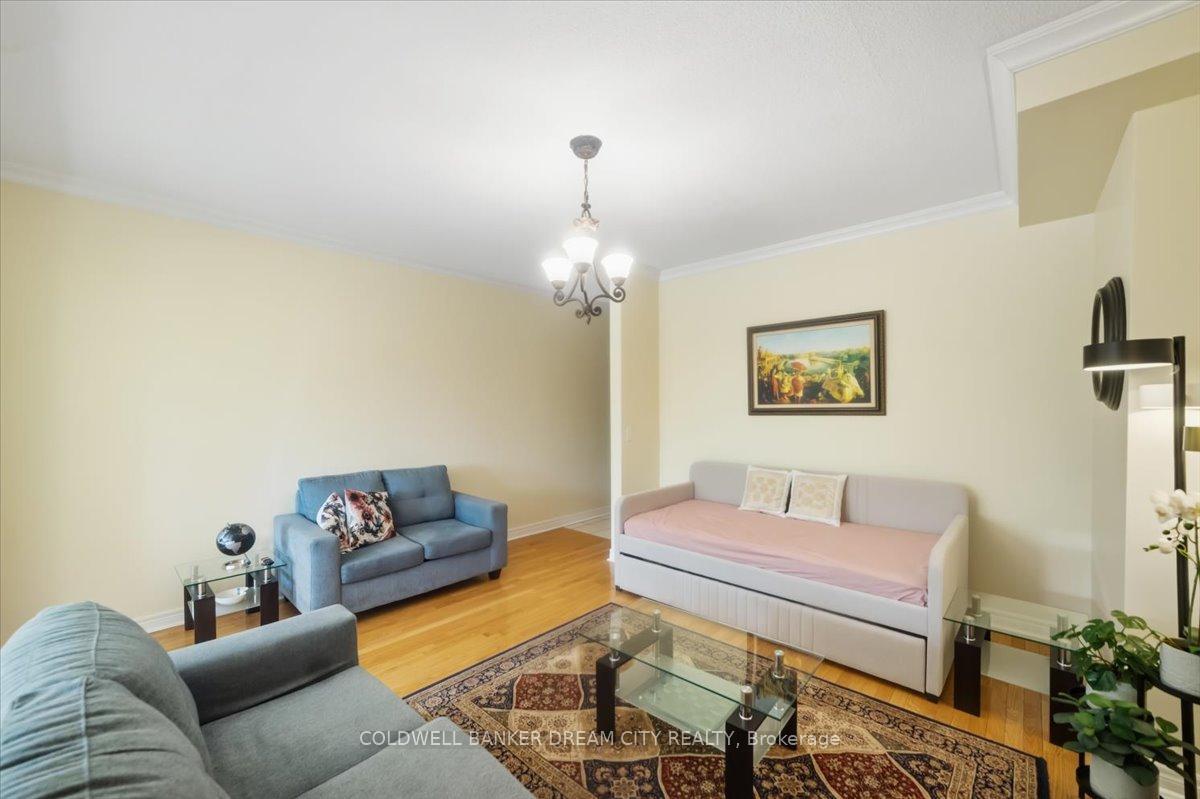 Photo 5 of 9738 Mclaughlin Road, Brampton, Fletcher's Creek Village — HOMEH