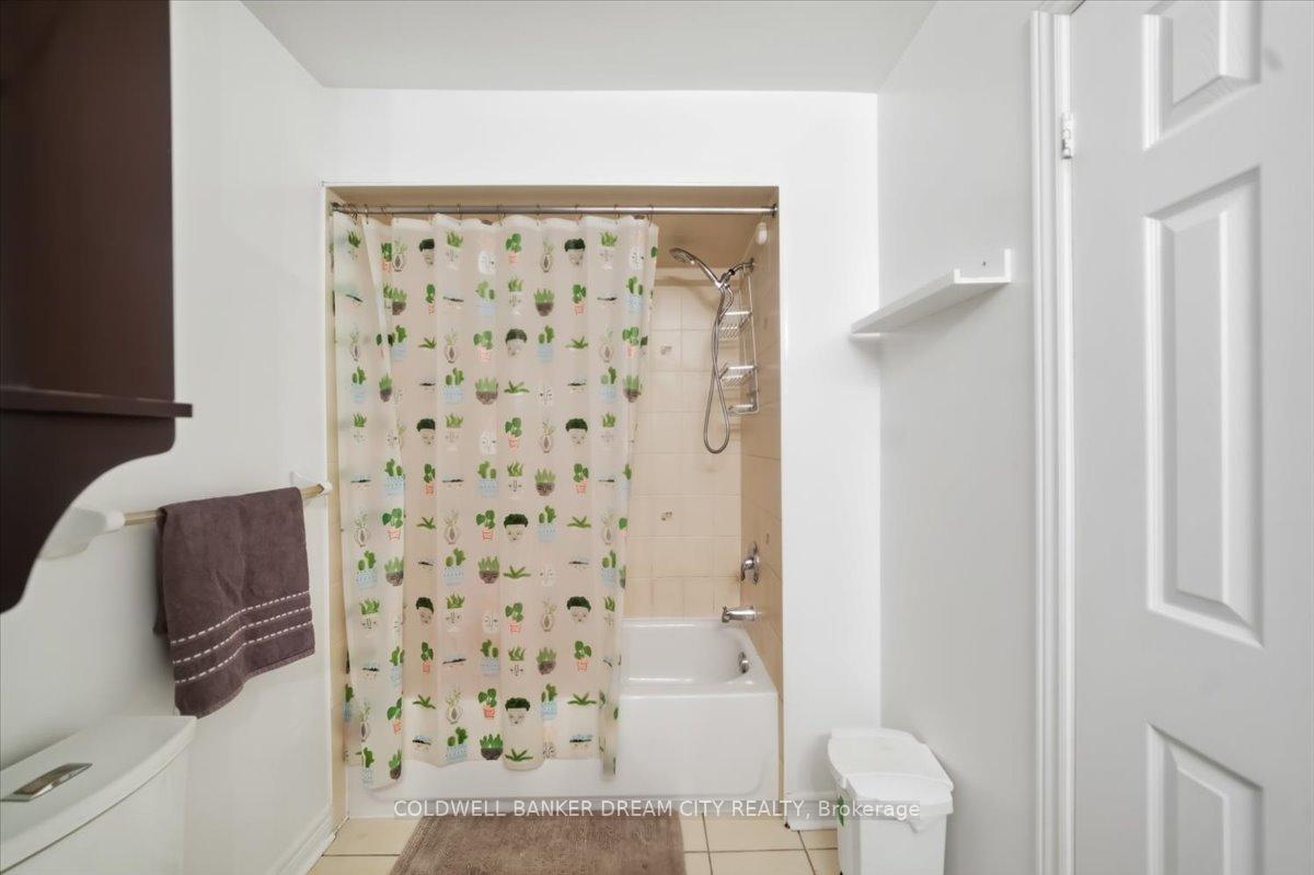 Photo 11 of 9738 Mclaughlin Road, Brampton, Fletcher's Creek Village — HOMEH